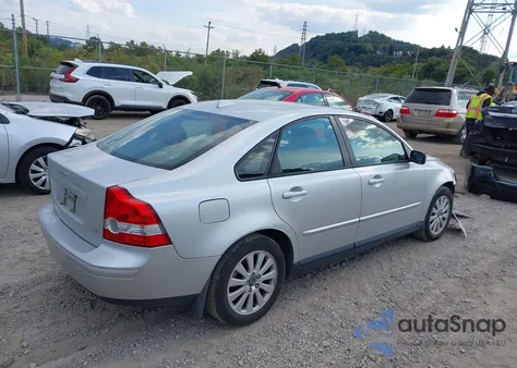 2005 Volvo S40 2.4I из США, поврежденный, VIN YV1MS382052096611